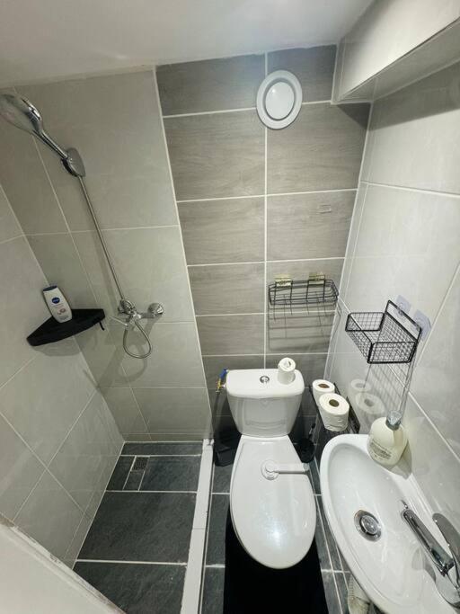 La Cache Cache Apartment Saint-Gereon ภายนอก รูปภาพ