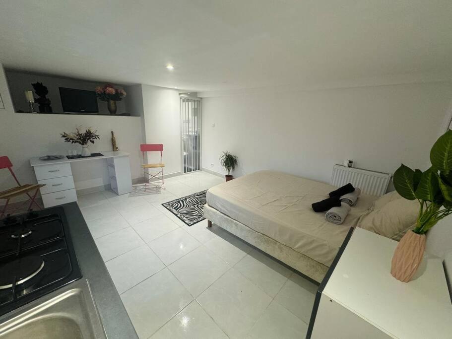 La Cache Cache Apartment Saint-Gereon ภายนอก รูปภาพ